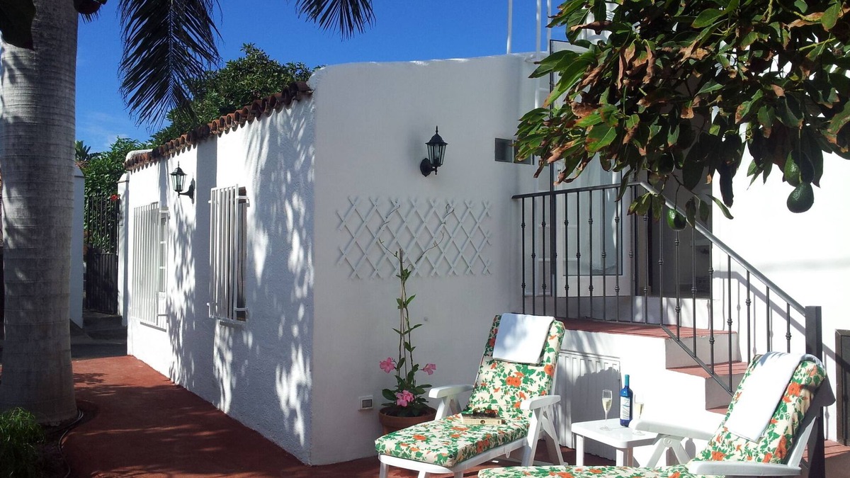 La Orotava Cottage | Very Private Cottage In Avocado Plantation near Bollullo Beach