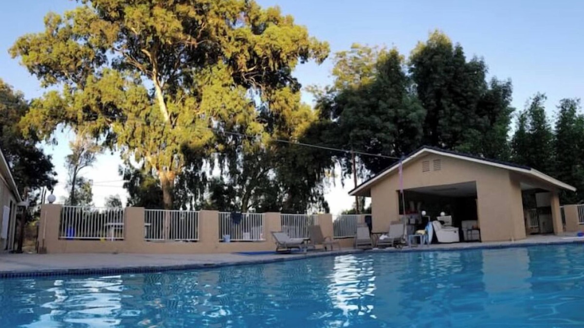 Simi Valley House | Very Private Guest House for 6 on Private 3.25 acre Estate behind 2 secure gates