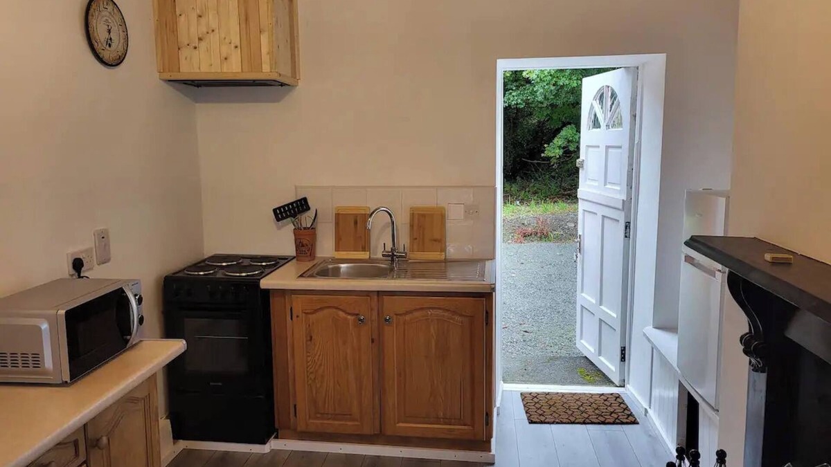 Castletownbere Cottage | Very quiet ficherman cottage in Castletownbere