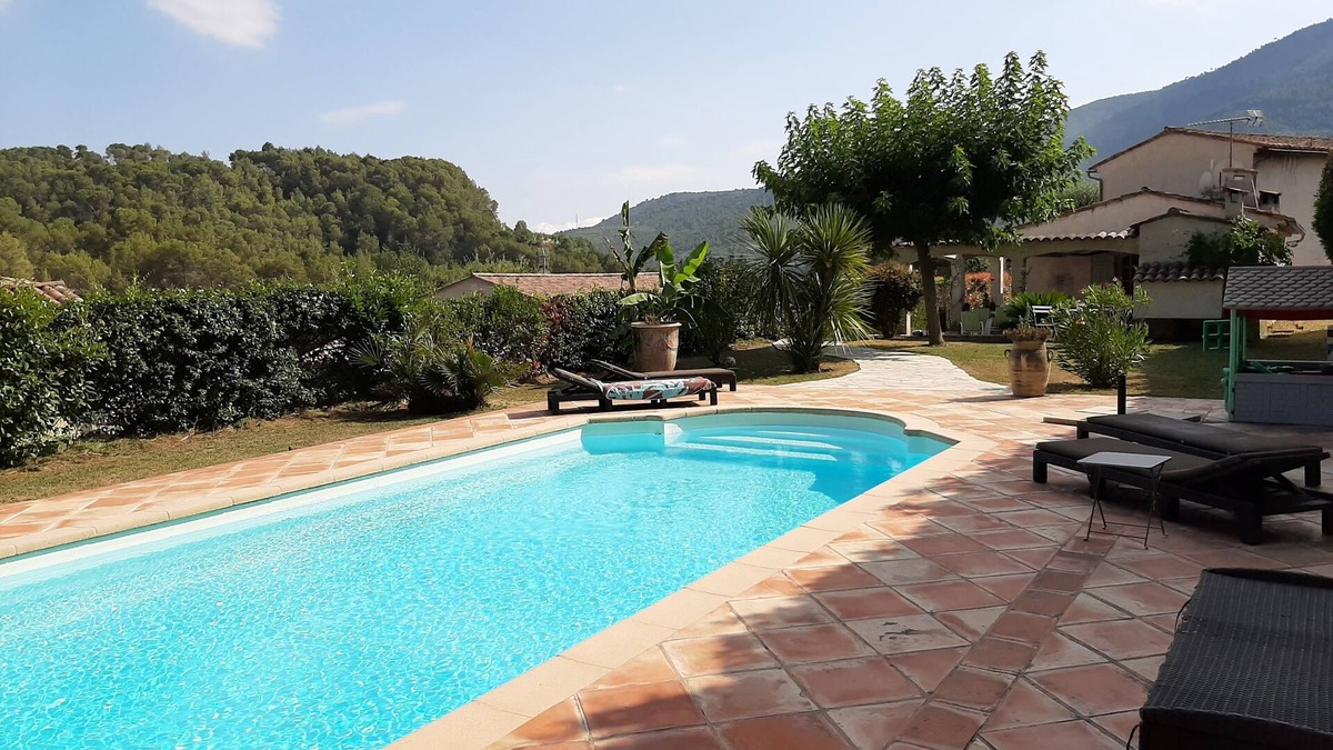 Contes House | Very welcoming Provencal villa