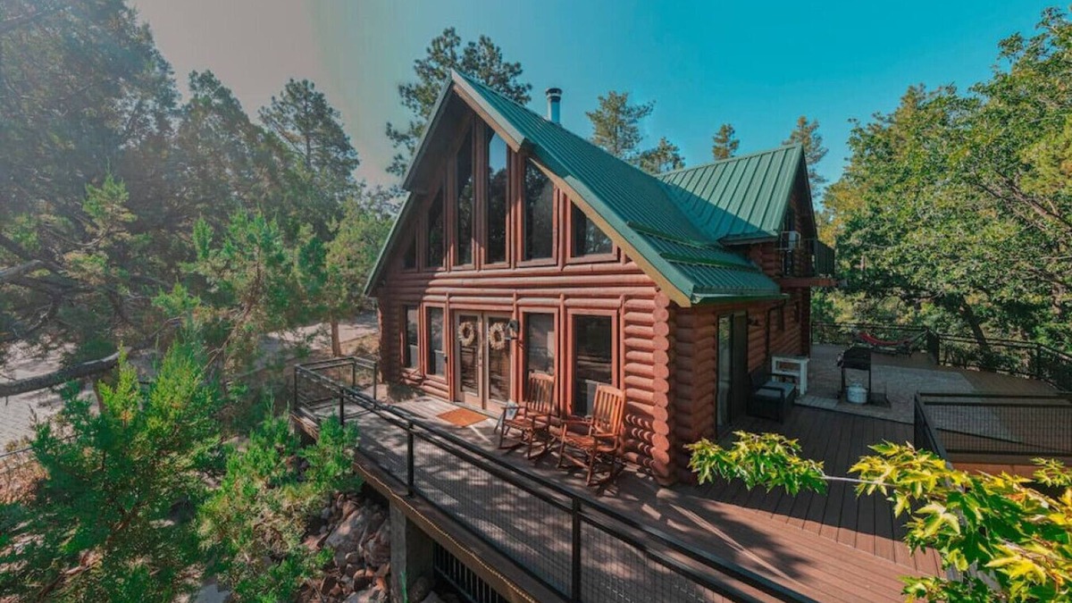 Pine Cabin | Vevee's Pine A-Frame Retreat