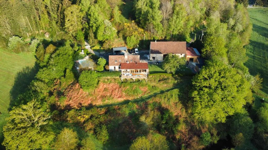 Saint-Yrieix-la-Perche Bed & Breakfast | Veyrinas 43