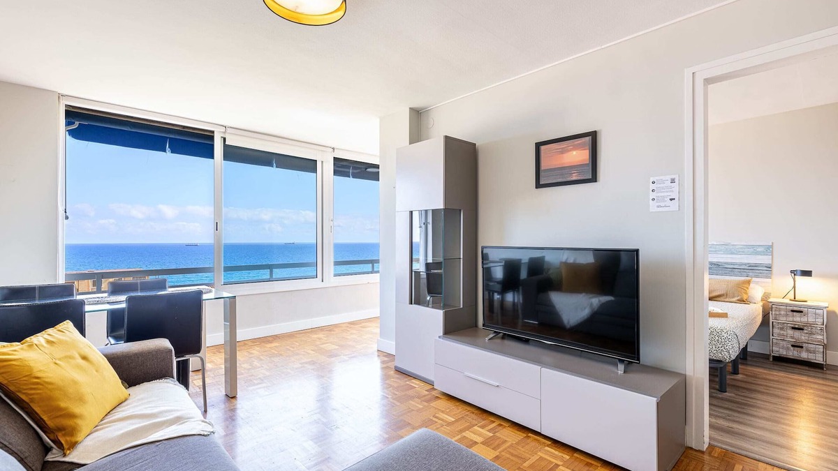 Tarragona Apartment | Via Augusta by Unik Tarragona