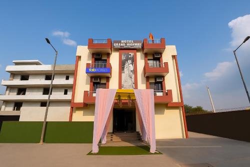 Faridabad Hotel | Via Grand Highway