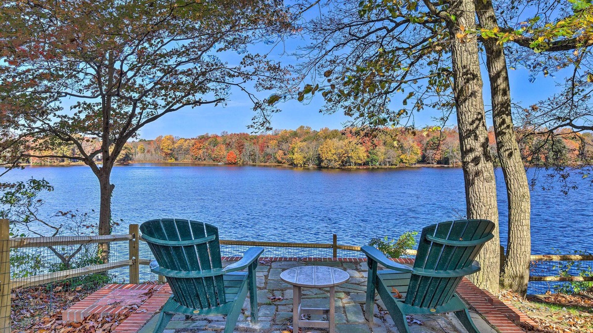 Milford House | Vibrant Milford Home w/Boat Dock & Patio!