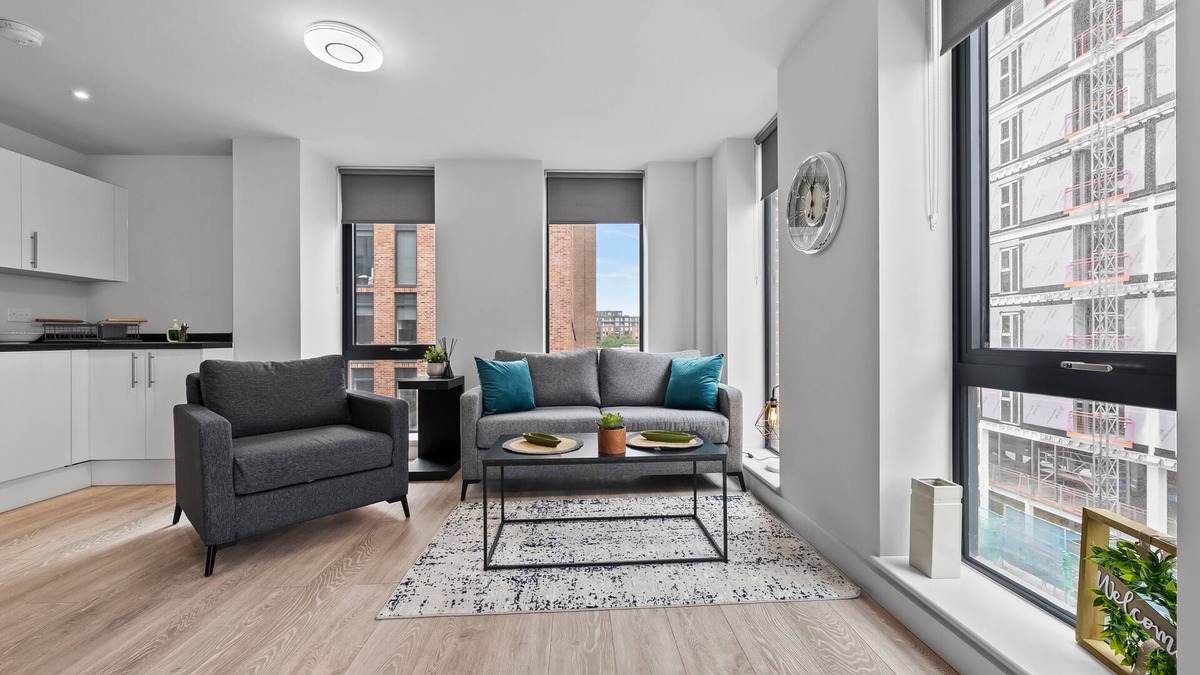 Liverpool Apartment | VICHY - Baltic Triangle Modern Apartment