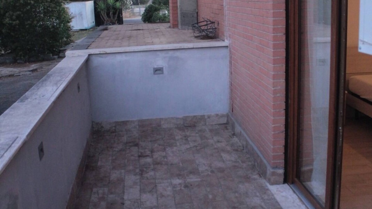 Centro Giano House | vicino centri commerciali, Fiera di Roma e aeroporto. Buoni collegamenti a Roma.
