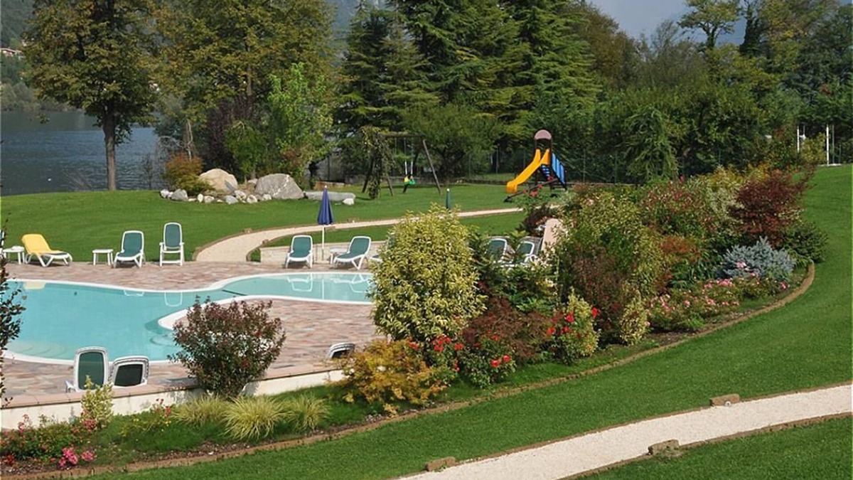 Crone Resort | Vico Master - Two Bedroom Resort, Sleeps 6