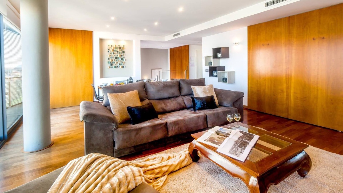 Provencals del Poblenou Apartment | Victoria Diagonal Mar 2: Luxury Duplex Touristic Apartment Near the Beach