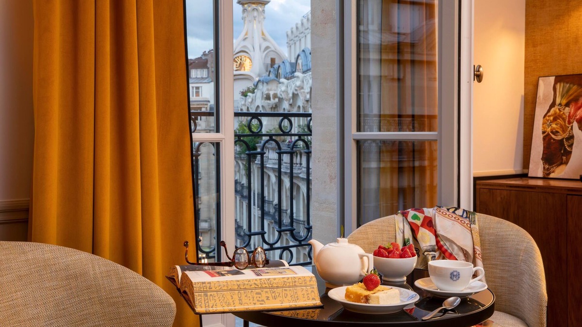 Notre-Dame-des-Champs Hotel | Victoria Palace Hotel Paris