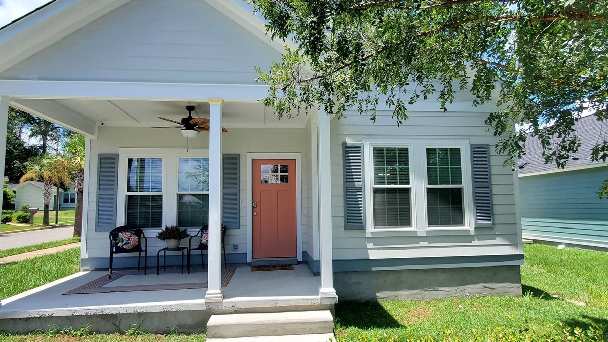 Thomasville Cottage | Victoria's Secret Cottage (Downtown Thomasville) New Contrusction