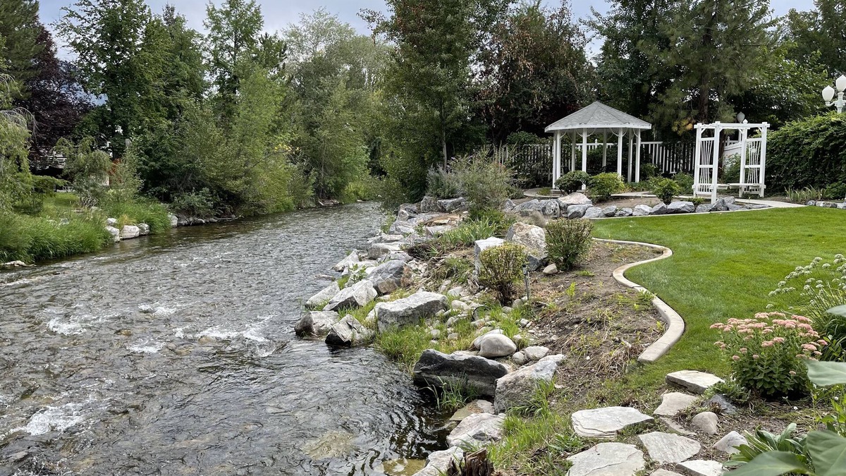 Scera Park South House | Victorian River Charm-This is the Place