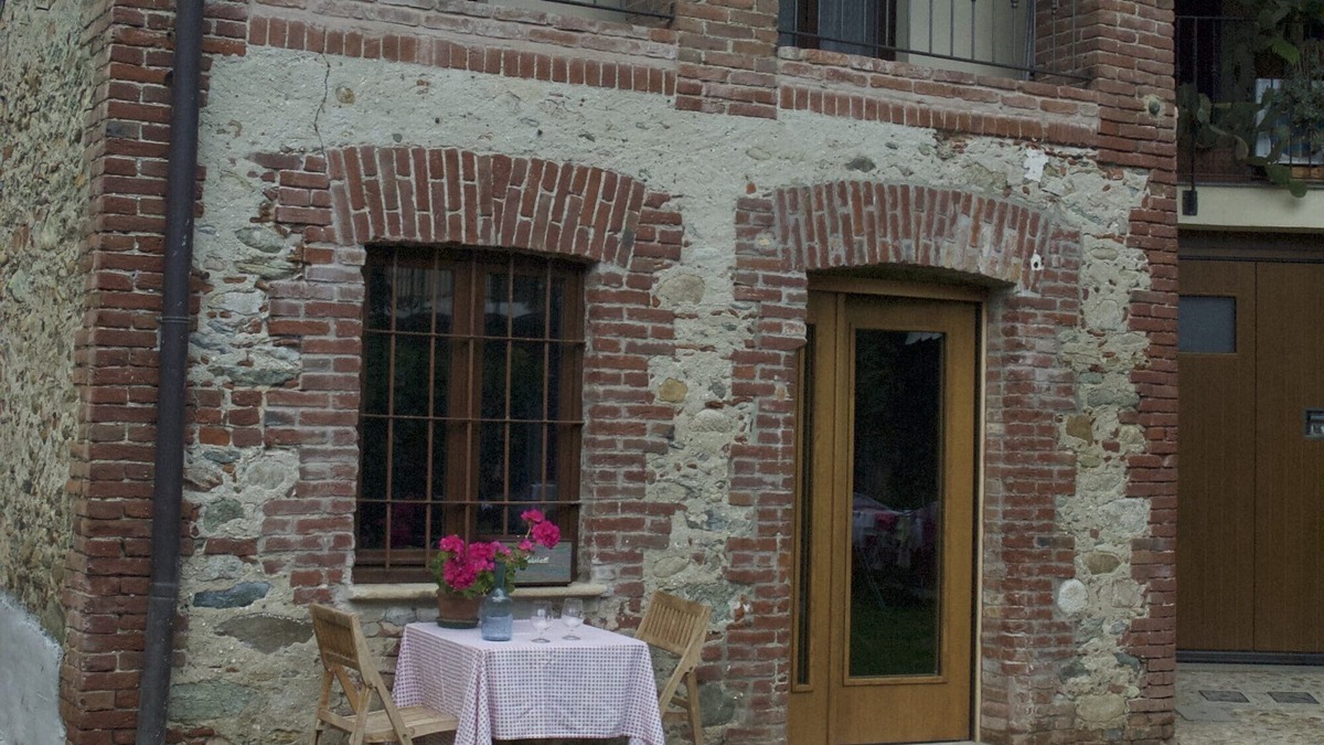 Bruino House | Victory and the 3 Cats