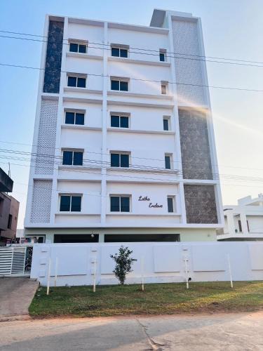 Kakinada Apartment | Vididhillu rooms and Service Apartment