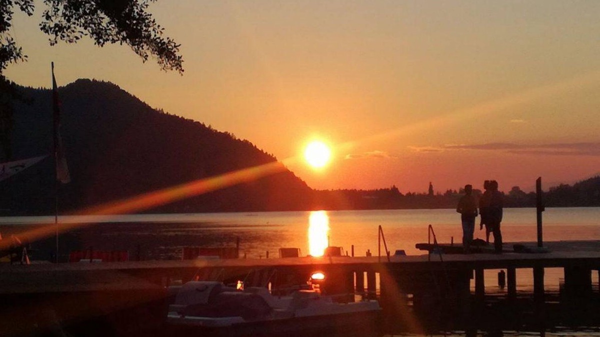 Unterburg am Klopeiner See House | Vierbettzimmer mit Dachschräge - Lindenhof - Restaurant & Pension