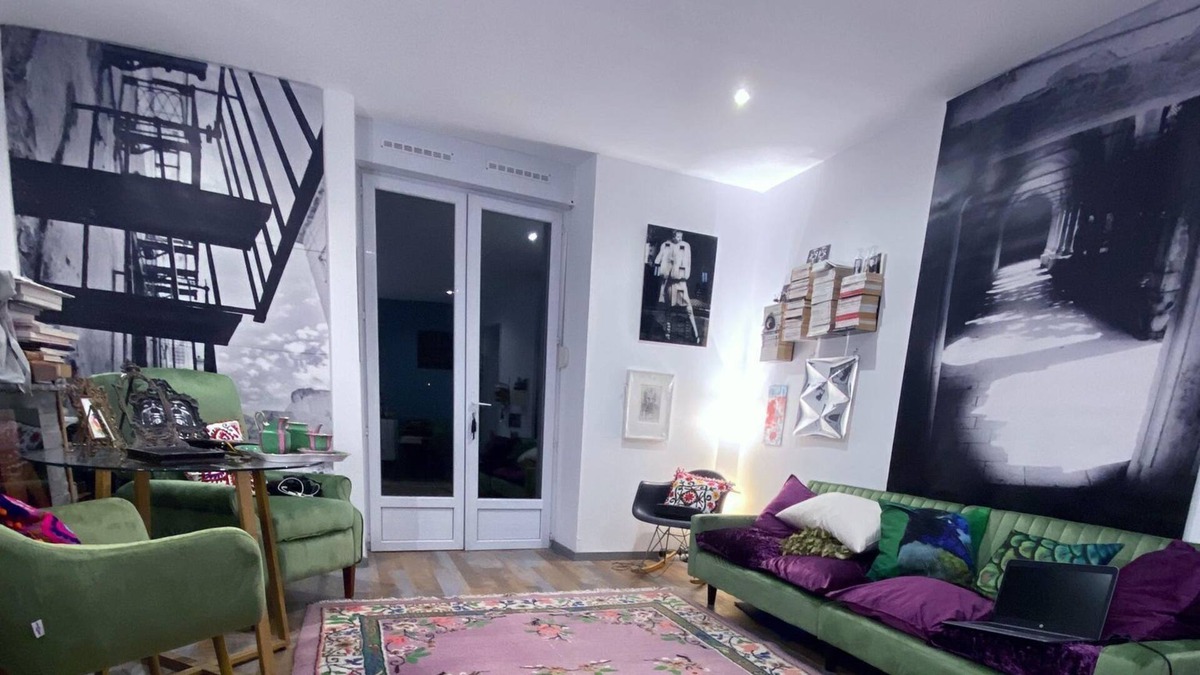 Dernier Sou Apartment | Vieille Ville Fortifiée, Plages à Proximité, Appt Avec Verger
