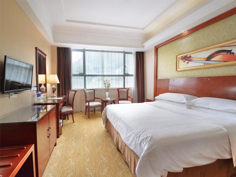 Baiyun Hotel | Vienna Hotel Guangzhou Tonghe