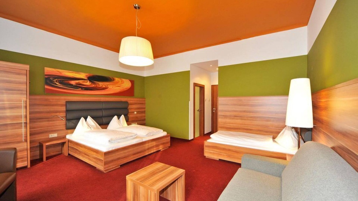 Spittal an der Drau House | Vierbettzimmer mit Dusche Oder Bad/wc - Hotel Ertl