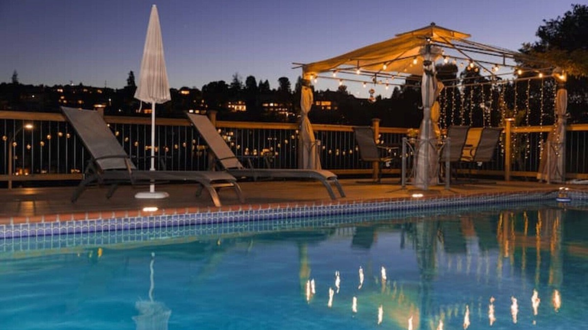 San Carlos Apartment | View of Mountain & Private Entrance & Pool n Silicon Valley Stanford University