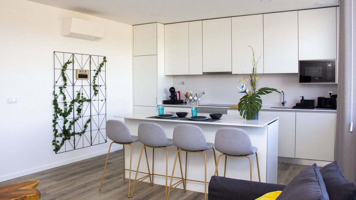 Aveiro Apartment | View of the S. Roque Channel - Ria de Aveiro