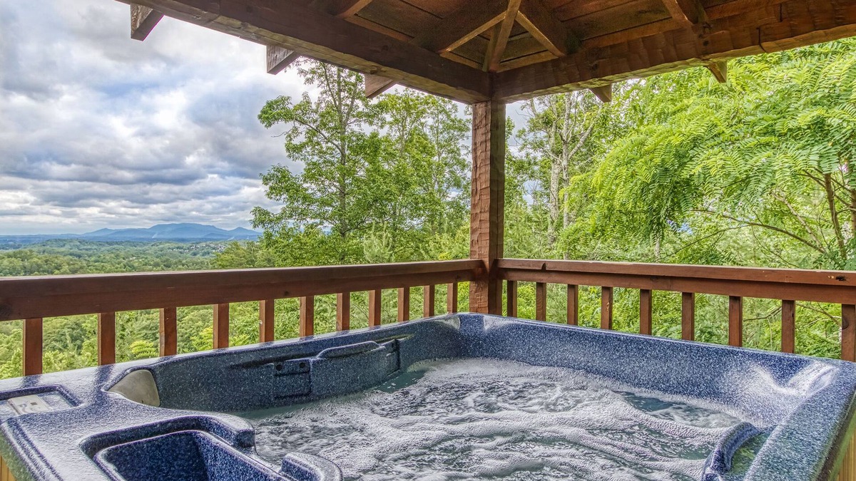 Sevierville Cabin | View-topia! VIEWS, VIEWS AND MORE VIEWS