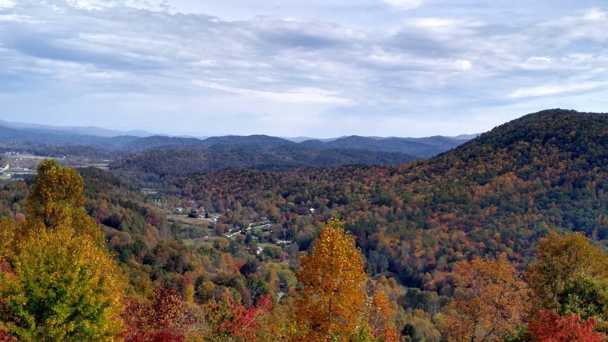 Rosman House | Views and Private!