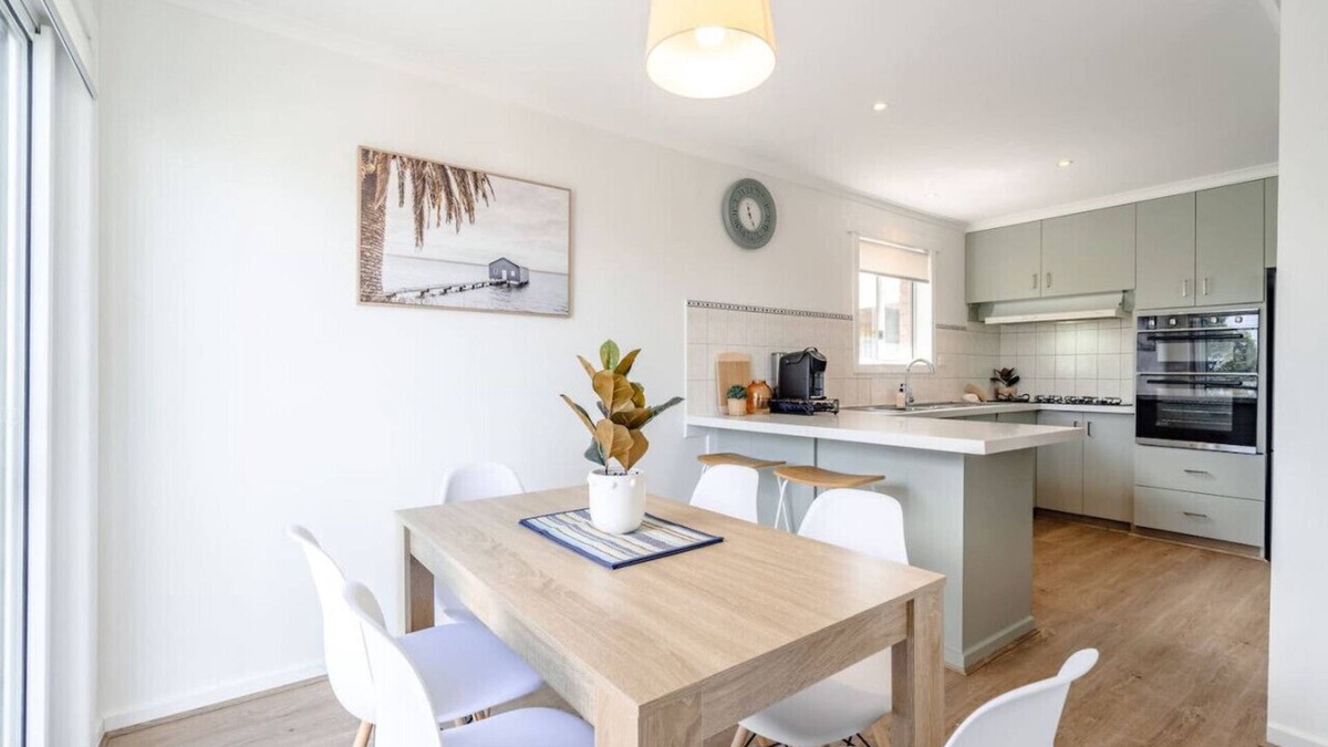 Clifton Springs Apartment | Views on the Avenue - Clifton Springs