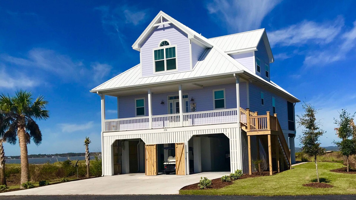 Beachwalk House | VIEWS VIEWS VIEWS! BEACHFRONT 4 Bdrm Home. Pvt Boardwalk to Beach. Golf cart!