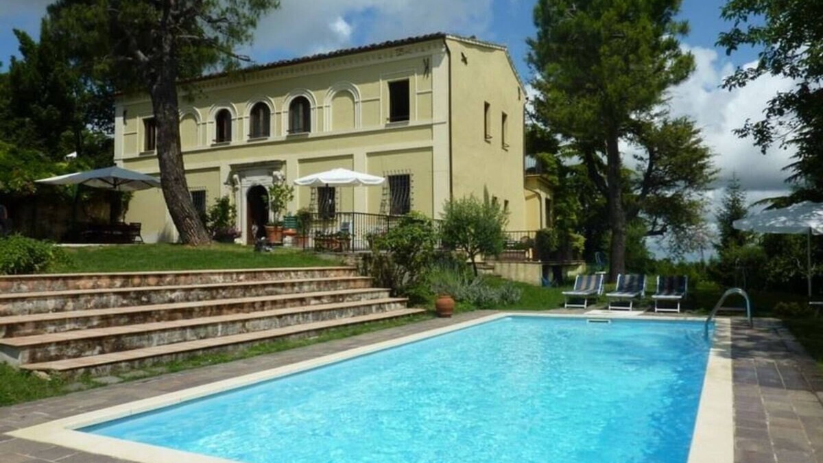 Santa Vittoria in Matenano Villa | Villa Dafne - Private villa with pool