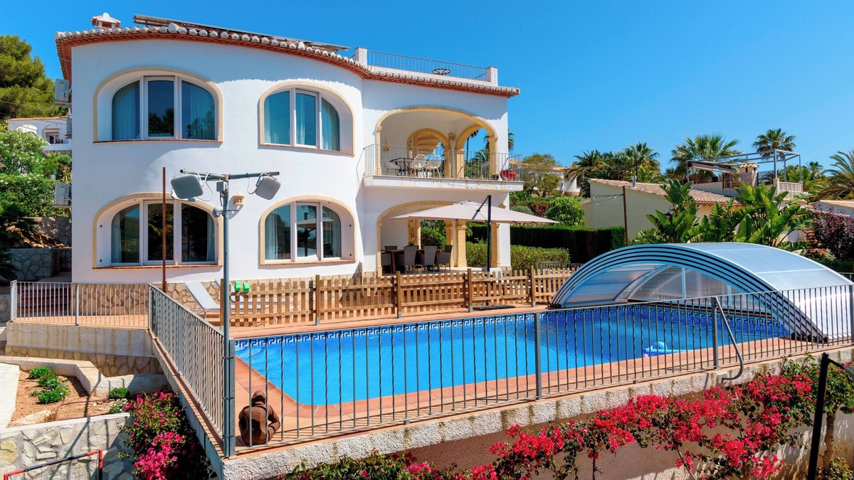 Balcon del Mar Villa | Vila Vera - Spacious South-Facing 4-Bedroom Villa with a Seaview