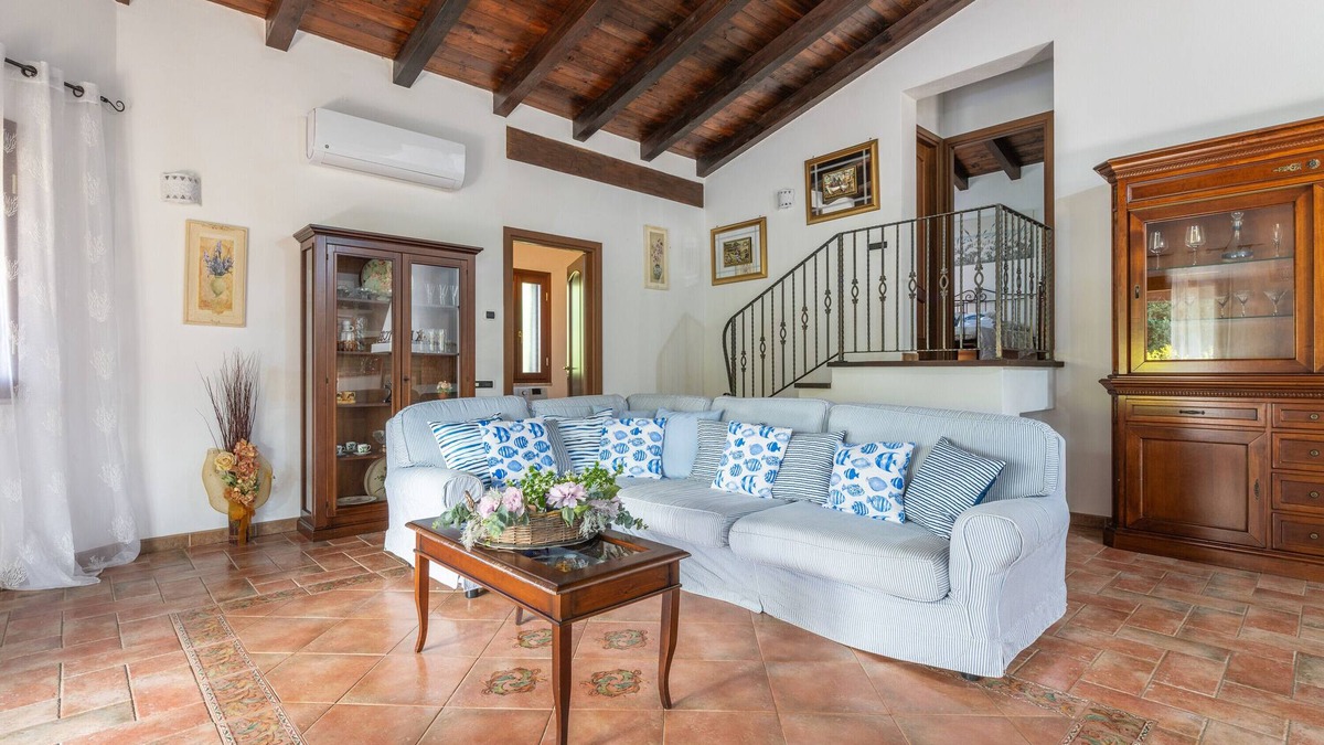 Nuxis Villa | Villa "Rossu" with Mountain View, Private Garden, Wi-Fi and Air Conditioning