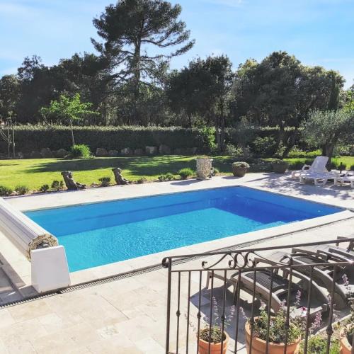 Regusse Villa | Villa élégante à Régusse avec piscine privée
