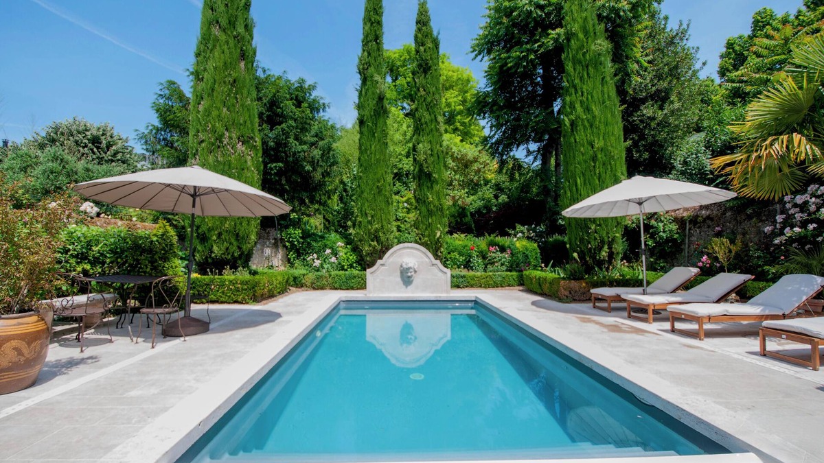 Vendome House | Villa Élégante - garden & heated pool