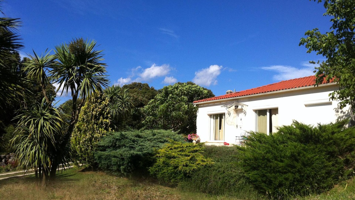 Sainte-Lucie-de-Tallano House | VILLA 100 m2 in typical Corsican village