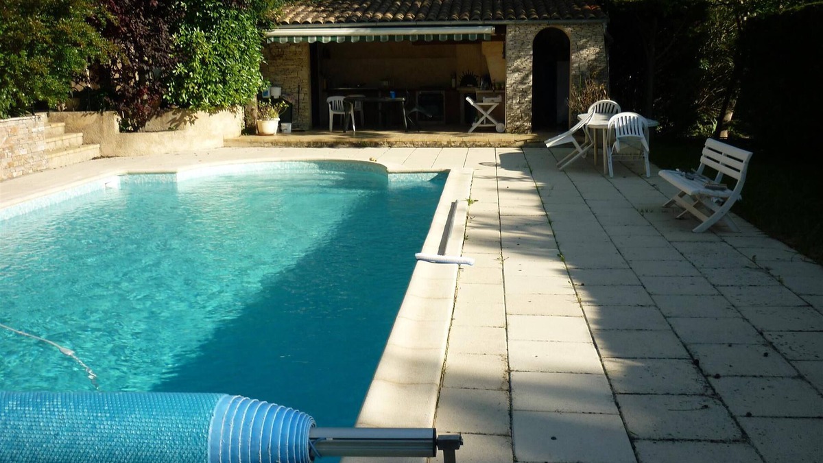 Saint-Julien Villa | VILLA 100 m2 WITH SWIMMING POOL, SUMMER KITCHEN - IDEAL FOR FAMILY