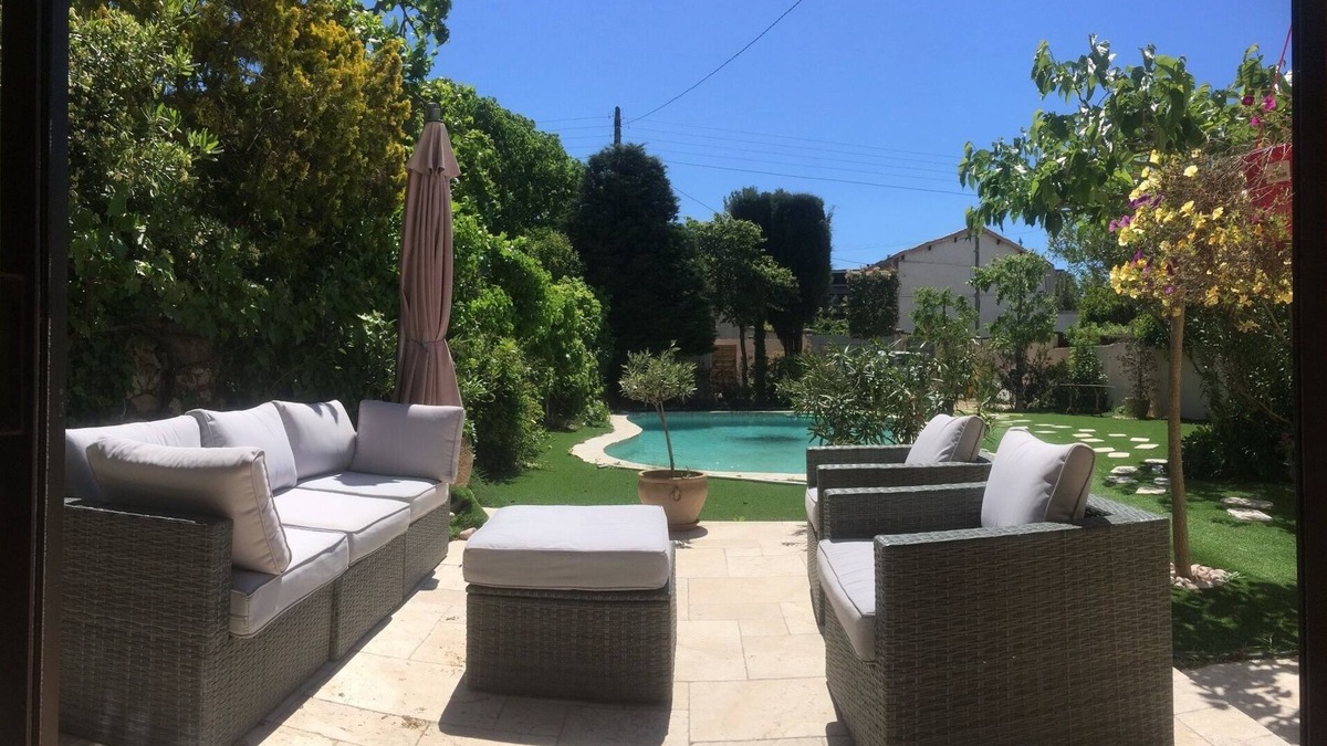 Saint-Julien Villa | Villa 140 m2 all comfort, with swimming pool, quiet residential area, 30 mins VX POR