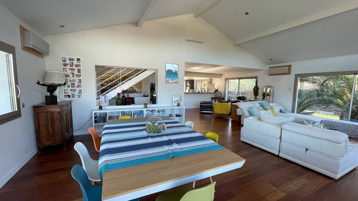 Capbreton House | Villa 2 feet from the beach, superb amenities (heated pool, jacuzzi.)
