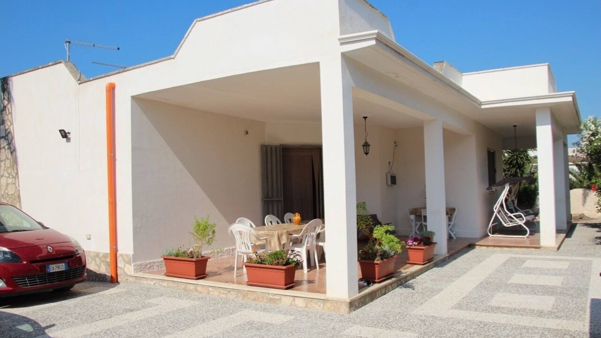 San Pietro in Bevagna Villa | Villa 2 steps from the Ionian Sea, in the Salento, with a garden and private cou