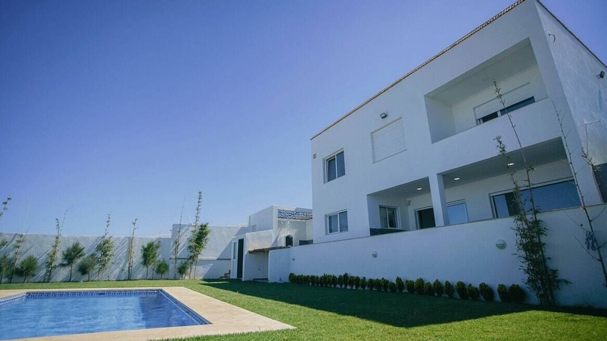 Al Bahraoyine Villa | Villa 2 - Tangier Sumptuous villa not overlooked