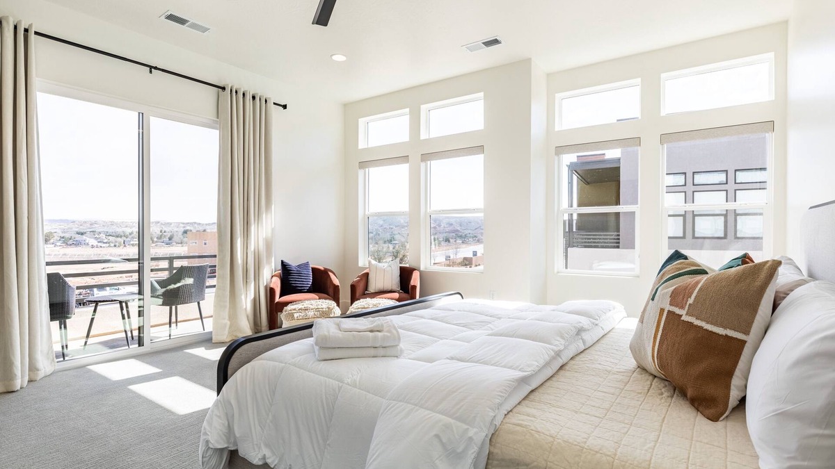 Bloomington House | Villa #27 At Bloomington Country Club 4 Bedroom Townhouse by RedAwning