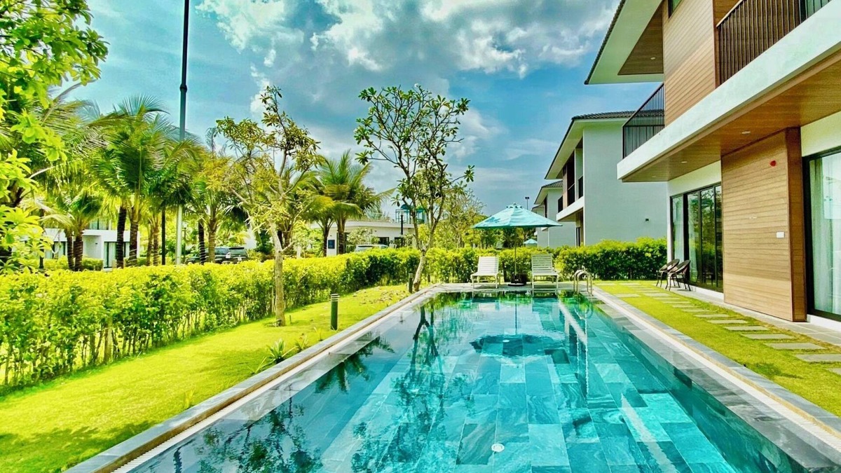 Duong To Villa | Villa 4 bedrooms with private swimming pool near the beach