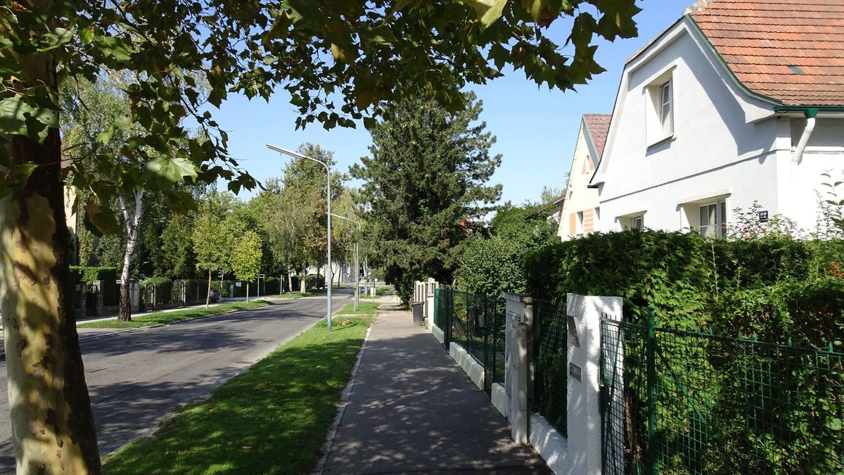 Hietzing House | Villa 4 You! Superb Residential Area