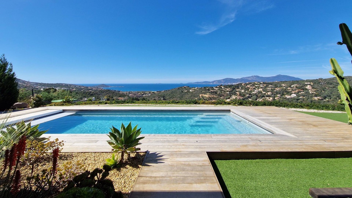 Pietrosella Villa | VILLA 5 Bedrooms - Panoramic View of the Gulf of Ajaccio - Heated Pool