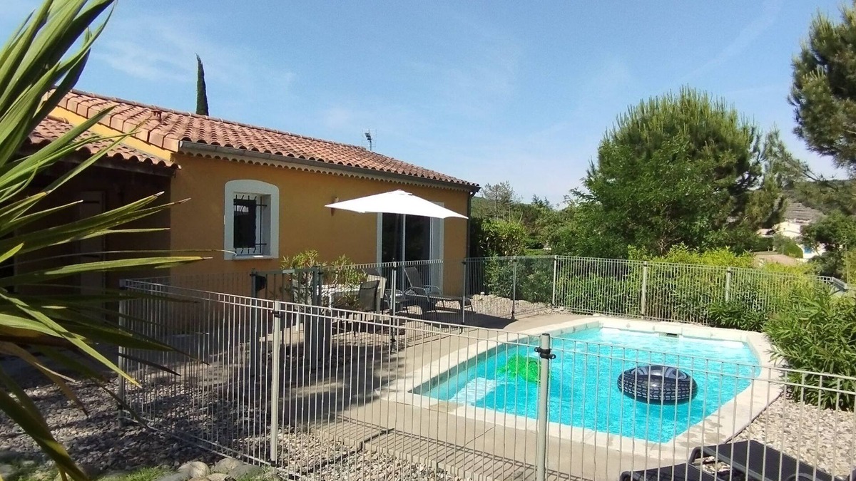 Sampzon House | Villa 6 Personnes Dans un Écrin de Verdure, au Coeur des Gorges de L'ardèche