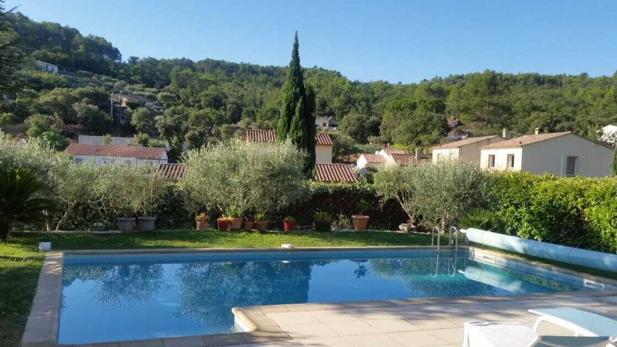 Cabasse House | VILLA 6 PERSONS WITH SWIMMING POOL between Sea and Land