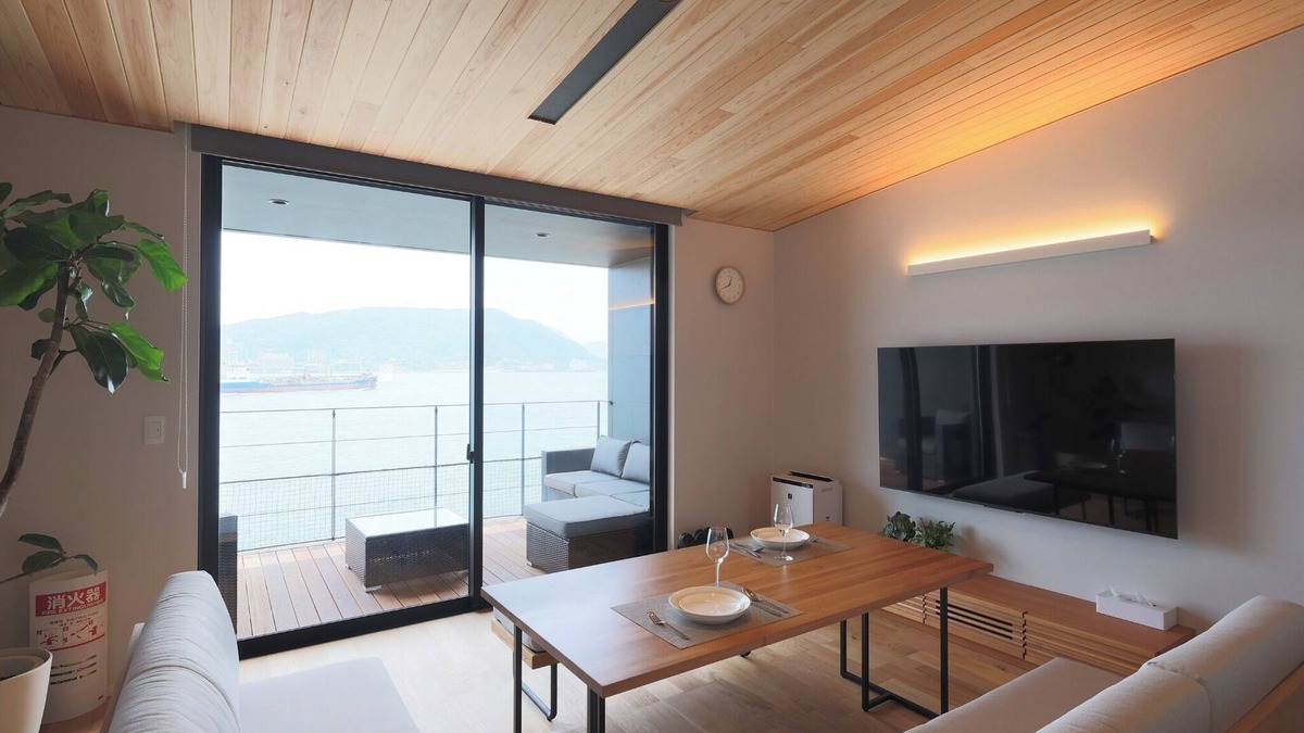 Shimonoseki House | Villa A A private lodging facility with a sauna and a panoramic view of the Kanmon Strait and Kanm/Shimonoseki Yamaguchi