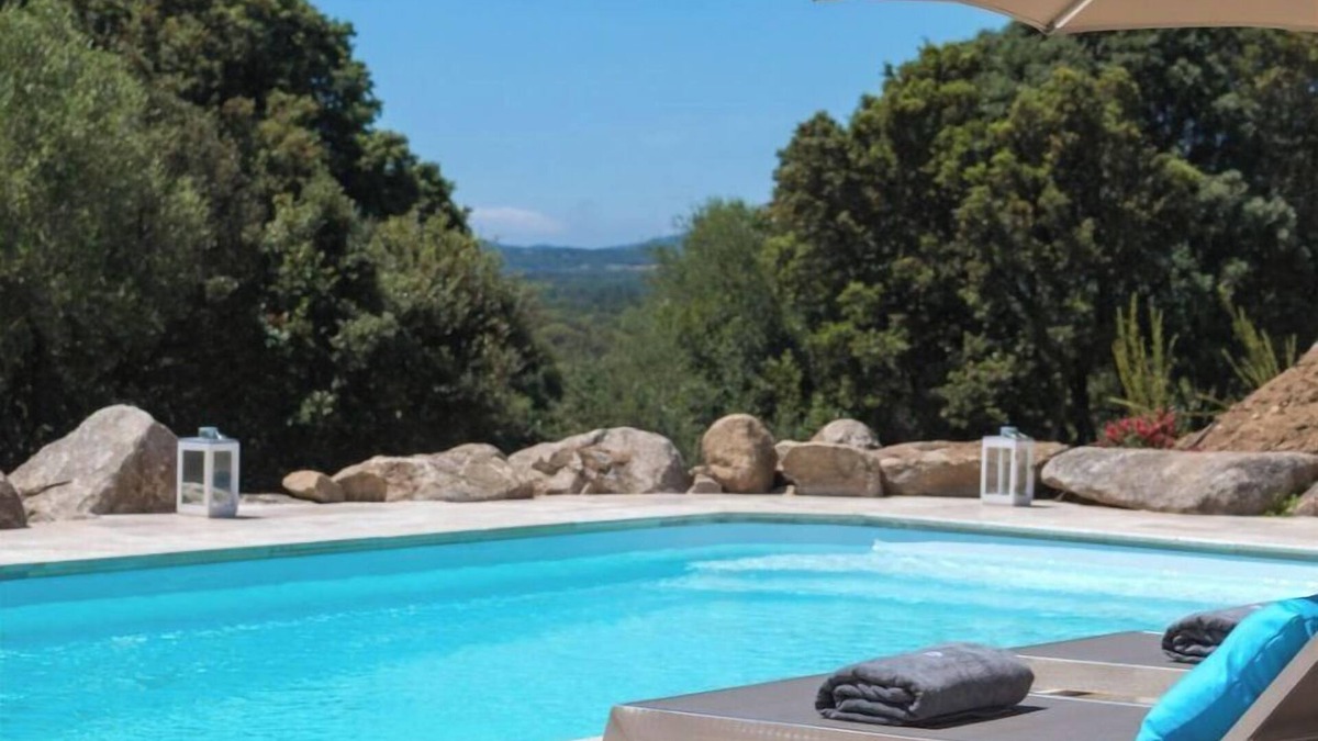 Figari Villa | Villa A Liccia in the heart of the maquis with private pool, surrounded by nature