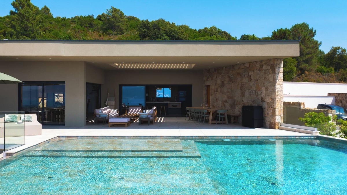 Albitreccia Villa | VILLA A PINNATA 180° panoramic sea view south shore of ajaccio