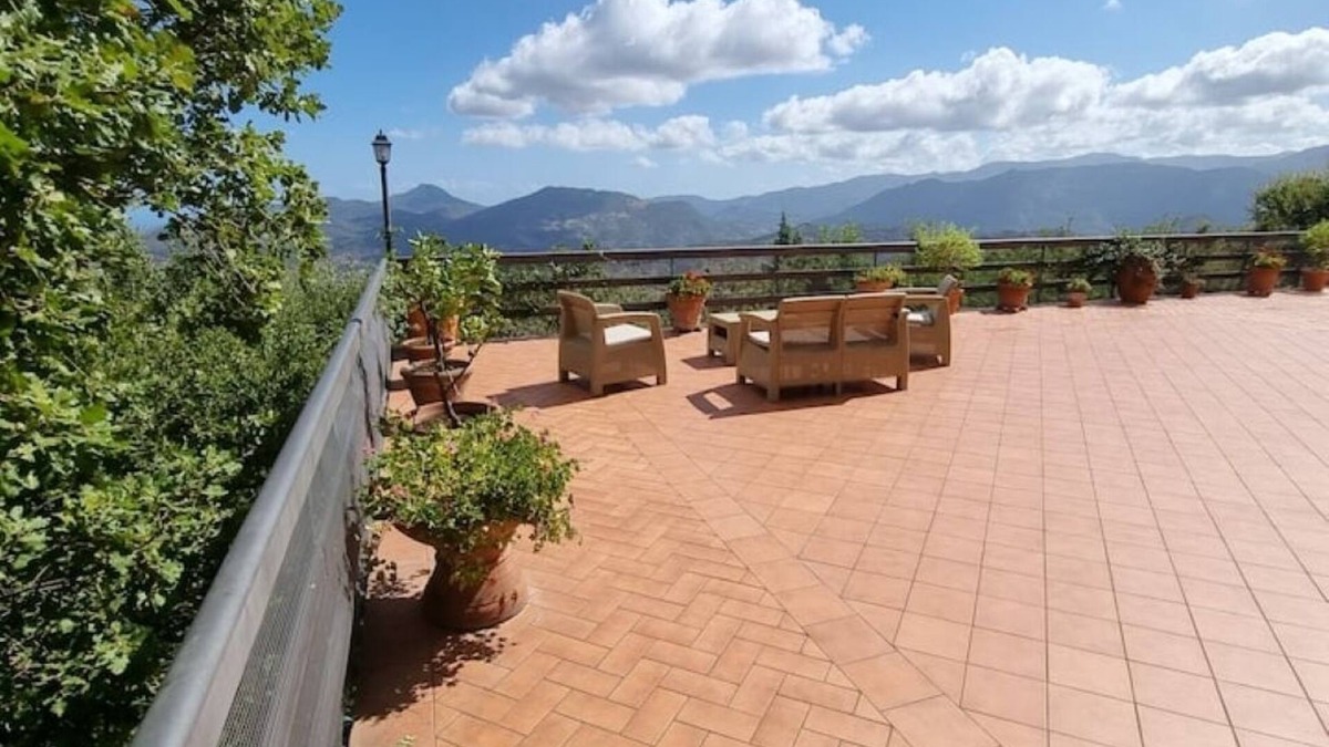 Castelbuono Apartment | Villa Acanthos Panoramic Terrace Espero Apartment