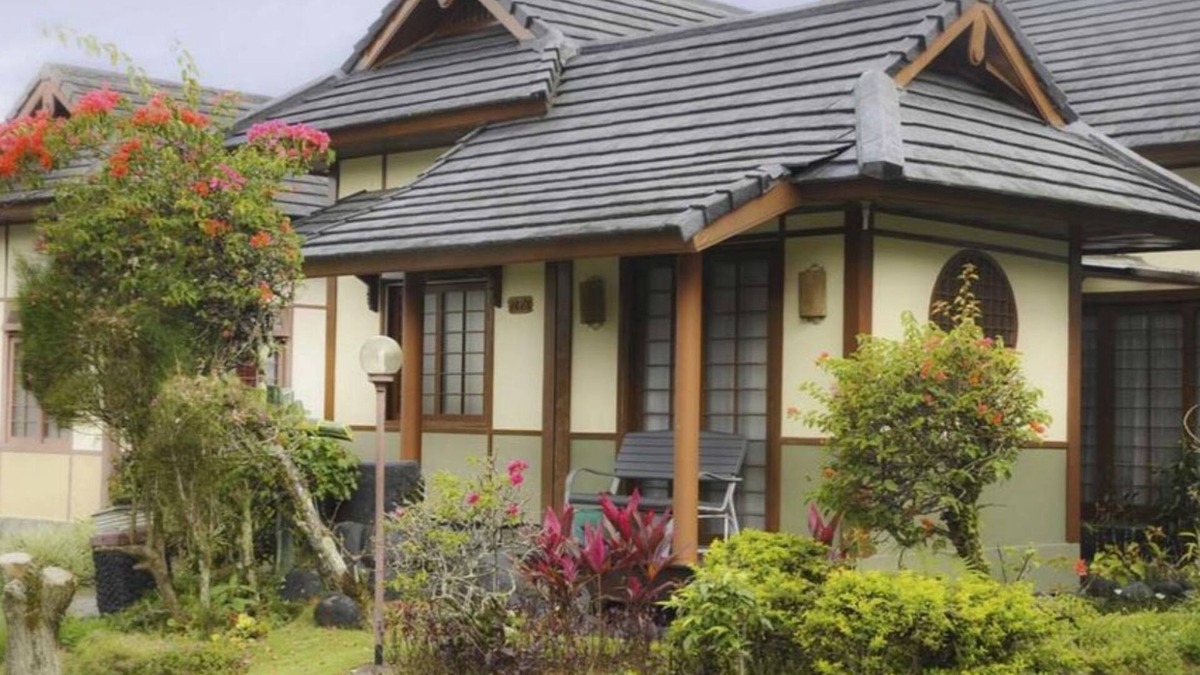 Cipanas Villa | VILLA ADE - 0228 KOTA BUNGA PUNCAK